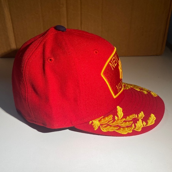 MLB New York Yankees Red and Gold Hat - Picture 2 of 5